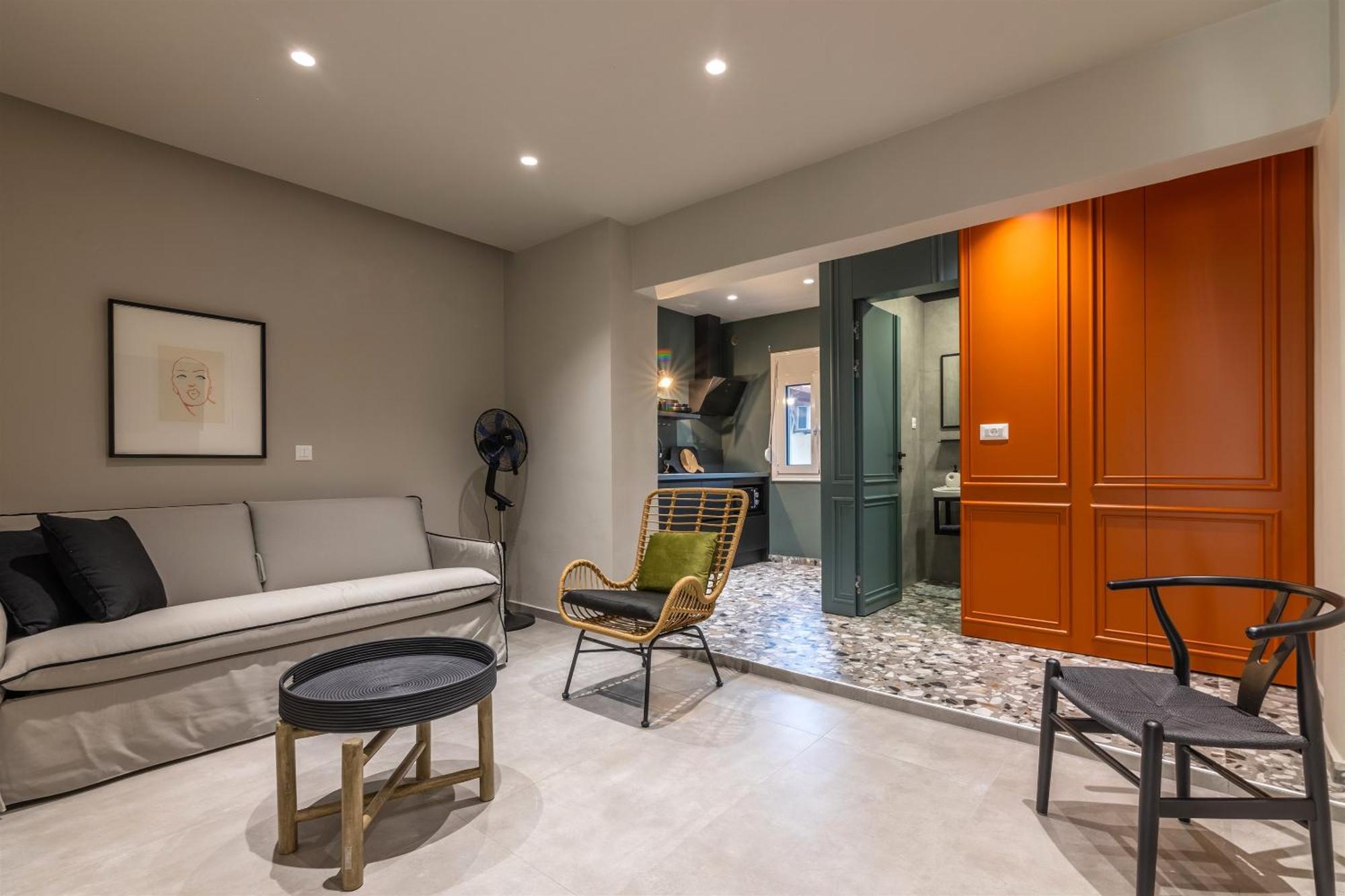 Andrews Luxury Suites Near The Airport Heraklion Exterior foto